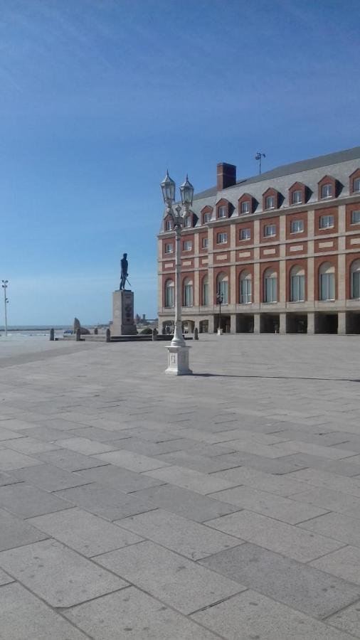 Apartamento Departamento En Plaza Colon, 200 Mts De La Playa Mar del Plata Exterior foto